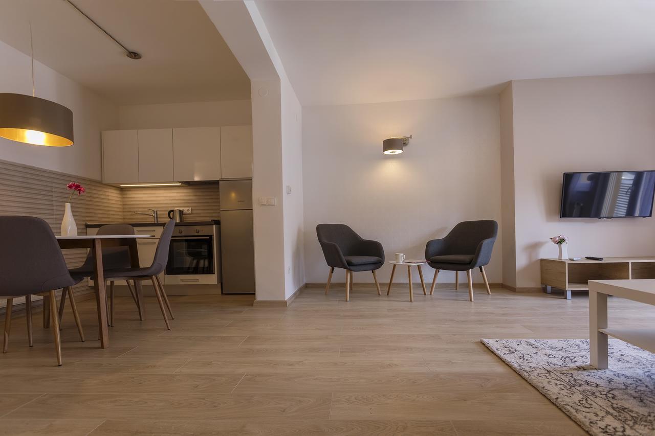 City Center Apartments Mostar Bagian luar foto